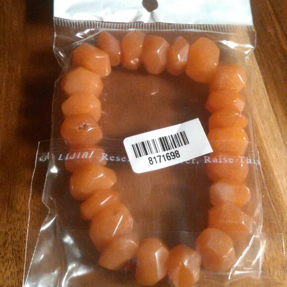 Freeform Faceted Red Aventurine Stretch Bracelet - Picture 11 of 11